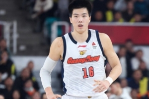 巩晓彬:焦泊乔打球是挺软 身体素质不错但不是运动员性格不好胜 巩晓彬:焦泊乔打球是挺软 身体素质不错但不是运动员性格不好胜