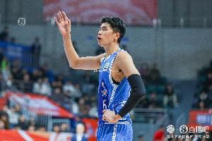 CBA小卡?邹阳前三场场均6断&16.3分7板 连创个人单场抢断新高 CBA小卡?邹阳前三场场均6断&16.3分7板 连创个人单场抢断新高